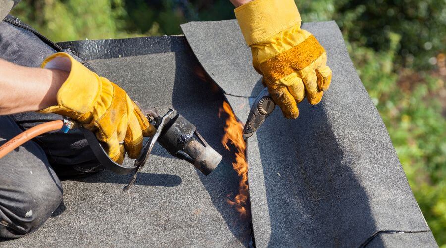 Expert top industrial roofings services in Knoxville, IL